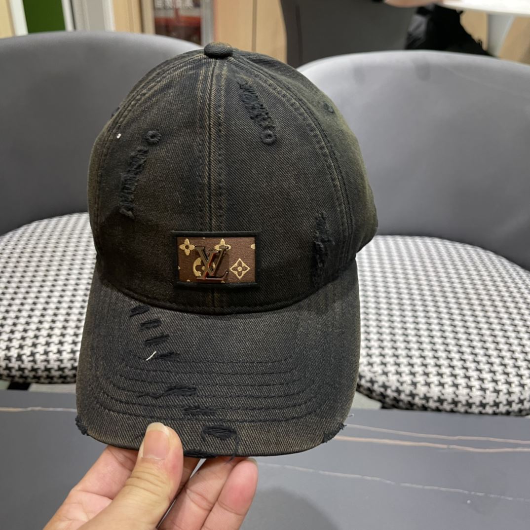 Louis Vuitton Caps